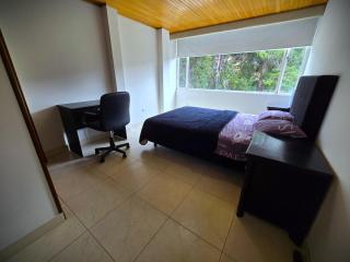 Spacious, Elegant, and Minimalist Apt for up to 5 people - Bogotá - 0