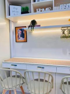 RJ Elite Escape 2BR Condo w balcony near SM Iloilo - 2