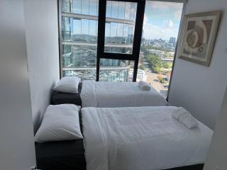 Top Floor Luxury Apartments by SAMAH - Brisbane - 8