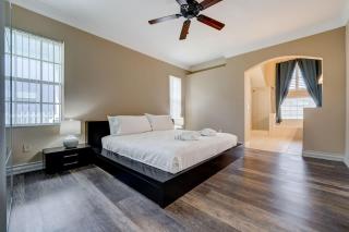 Bay Pointe Pool Home Near Parks - 6