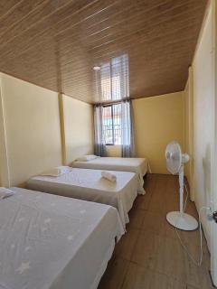 Apartamentos Amarillos - La Cruz - 0