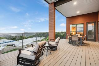 The Flight Deck Fly-In Austin Airpark Hangar Home home - Lago Vista - 6