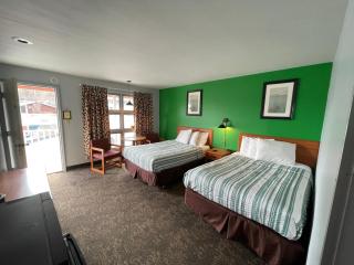 Pinebrook Motel - Lake George - 8