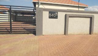 Lerato's Guesthouse - Polokwane - 8