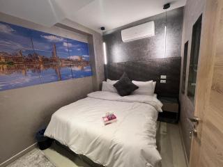 Studio on the Nile with full equipment - 7