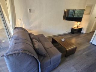 Appartement 2 pièces avec piscine, parking, animaux acceptés, Sainte-Maxime - FR-1-780-93 - Sainte-Maxime - 4