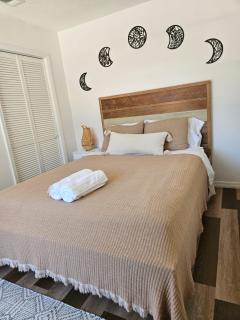 Newly Renovated Modern Studio - Oviedo - 5