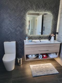 Relax on Reservoir - Oamaru - 9