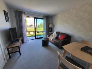 Relax on Reservoir - 3