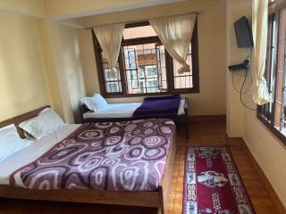 Gesar lodging and fooding - Gangtok - 6