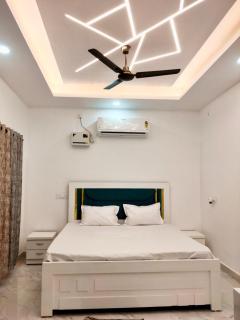 Parth homestay - Ayodhya - 0