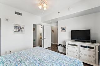 Shores of Panama 2327 - 1 BedroomBunks and Sleeper Sofa, Sunset View! Free Fun! condo - 2