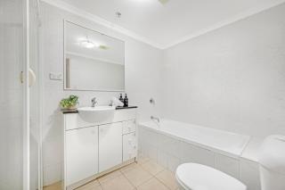 SKY View 2BR At Central Parramatta - Sidney - 7