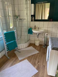 Ferienhaus Erfurt-gemütlich-sonnig-Küche-Bad-Garten-Parken-Pool-Sauna-WLAN-CaroGrün - Erfurt - 3