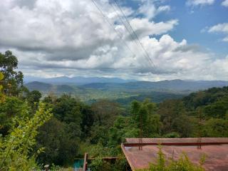 Mountain view stay - Madikeri - 2