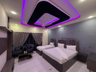 Comfort Suites Karachi - Karachi - 8