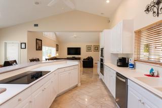Golden Sands Emerald - Florida's Best - ALL Private Beachfront Estate with TENNIS-PICKLEBALL Court, Pool, Spa - Indialantic - 9