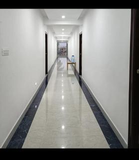 Hotel White Palace - Belagula - 1