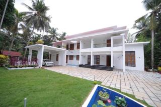 Village Pavilion - Tellicherry - 5
