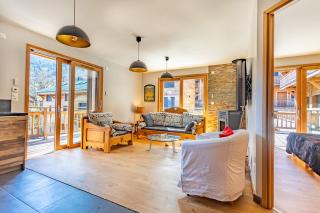 New 5-Person Apartment with Large Terrace - Les Allues - 0
