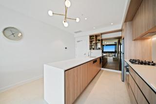 1BR Apartment in the Heart of the CBD - Perth - 2