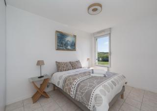 Lumaïa - Vue cité, terrasse & Piscine - 6