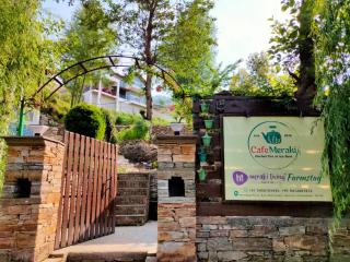 Meraki Living Luxury Homestay, Mukteshwar - Nainital - 2