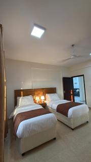 Middle East Building - 7