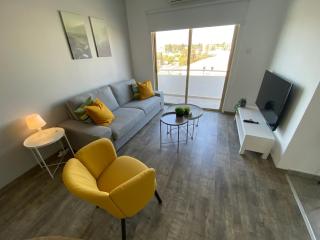Luxurious Penthouse in Larnaca Center 300m From The Beach - Larnaca - 6