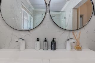 Entire Villa in Bryanston - Joanesburgo - 2