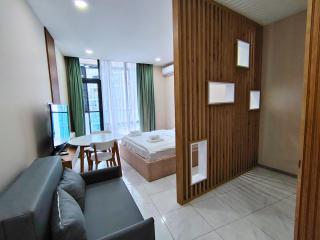 Royal Bay Apartments Batumi - Batumi - 1