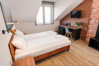 Aparts & Hotel Garbarska - Radom - 3