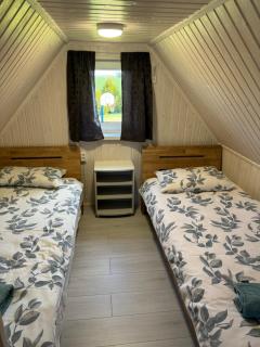 Pinetree House - - 5