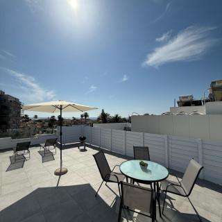 Luxurious Penthouse in Larnaca Center 300m From The Beach - Larnaca - 4