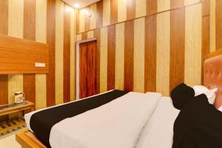 Super Hotel O Shobhika Inn - Alambagh - 4