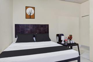 Hotel O Highway Lodge - 1
