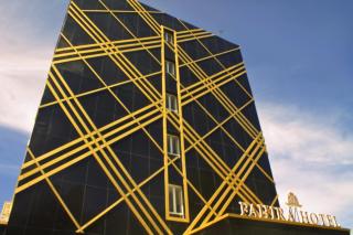 Fahira Hotel Syariah Padang - Padang - 3
