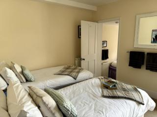 Gulls, charming seaside cottage, centrally located - Seaview - 1