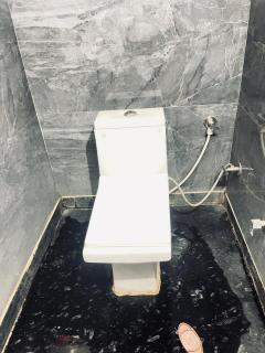 Pratoos Homestay - Neoria Husainpur - 4