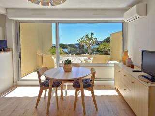 Les Ondines sea view with air conditioning - Bormes-les-Mimosas - 9
