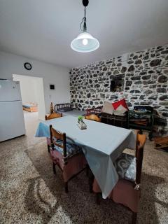 Joannas Guest House - Kremastós - 3