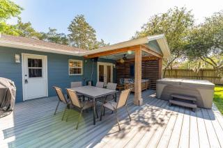 Hot Tub 5 min to beach King Bed - St. Augustine - 6