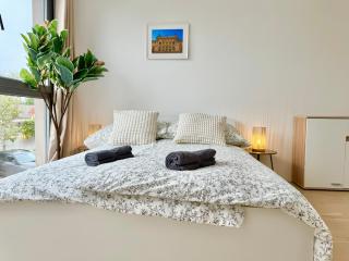 Modern 4 Room-Apartment with Free Parking - Wenen - 0