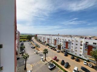 Bright & Modern Apartment near Technopolis - Oulad Yakoub - 3