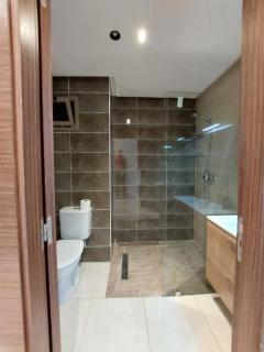 Bright & Modern Apartment near Technopolis - 4
