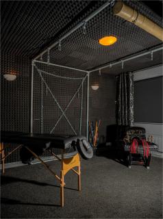 Asmodeus Studio - Kinky adult only stay - 2