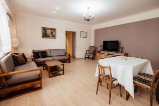 Entire home in downtown - Yerevan - 0