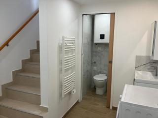 Fluo's small house - La Courneuve - 4