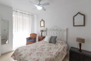 Apartamento Familiar, Terraza con vistas al mar, piscina, pistas de tenis, WiFi y en primera línea de playa - Algarrobo-Costa - 6