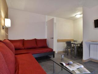 Appartement rénové proche pistes avec balcon - FR-1-181-2426 - 4